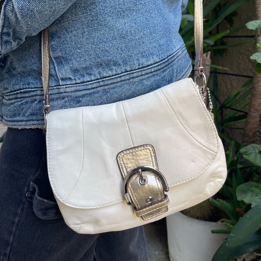 Vintage cream/gold Coach SoHo leather mini bag with silver hardware - Picture 4 of 14